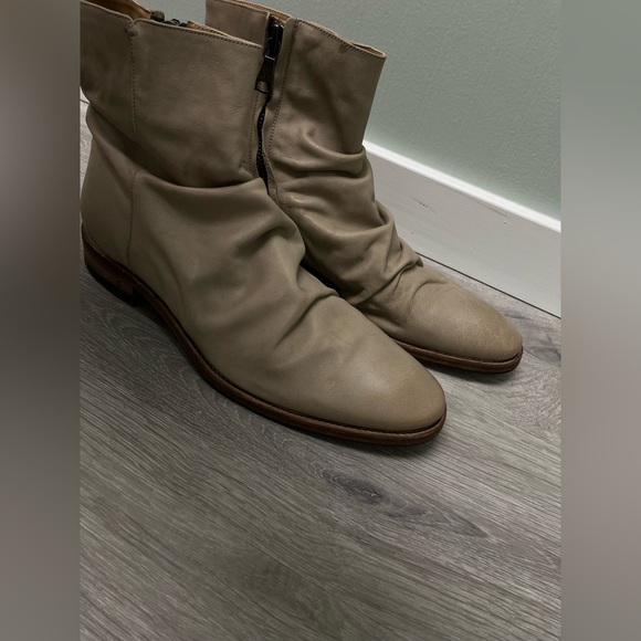 John Varvatos Richards Sharpei Leather Boot. Size 11 USA or EU 44 main image 6